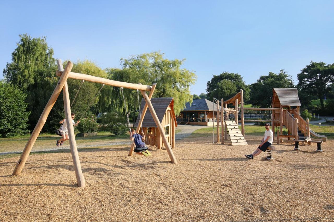 Huttopia Baie Du Mont Saint Michel Camping