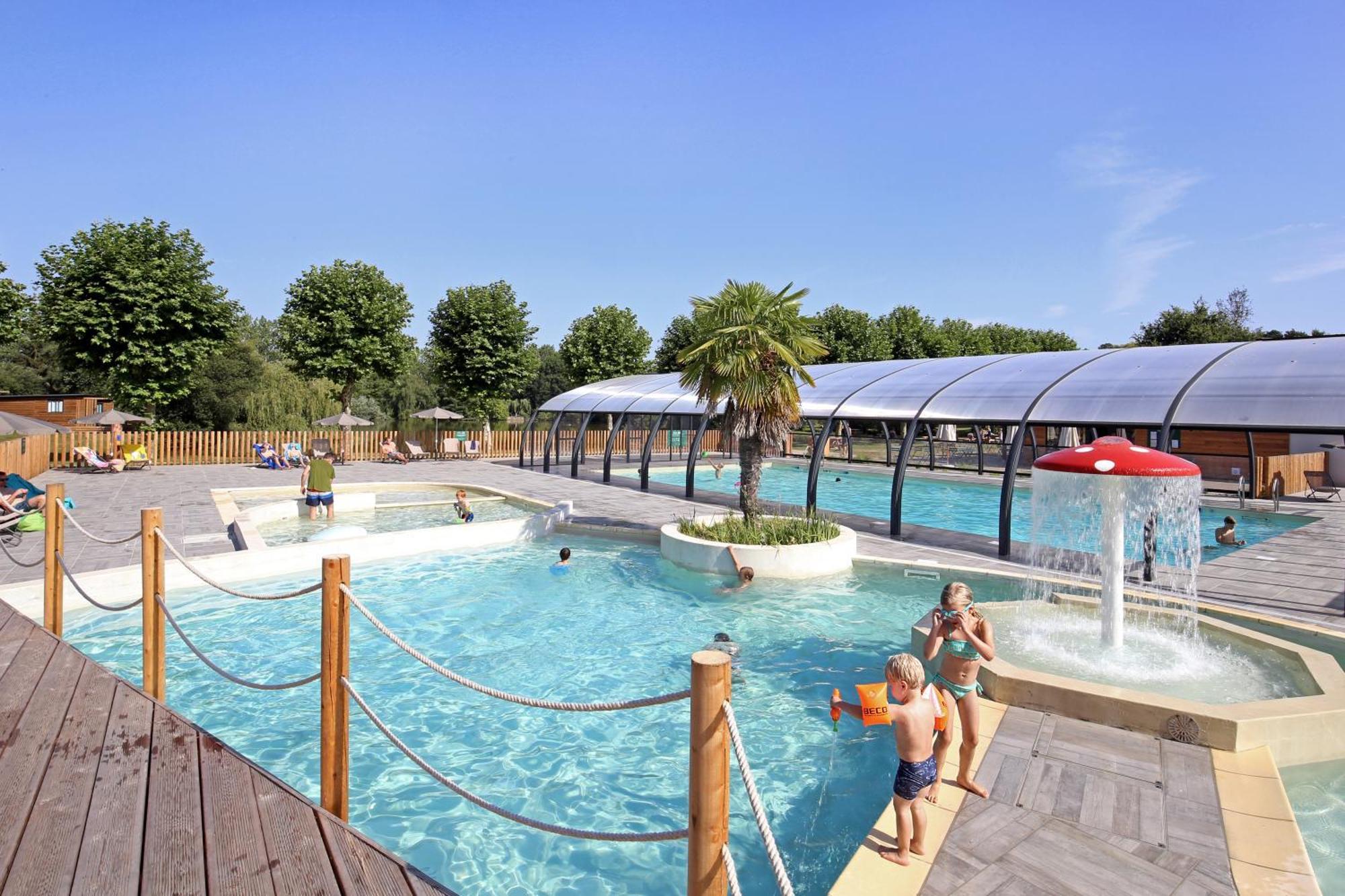Huttopia Baie Du Mont Saint Michel Campsite 4*